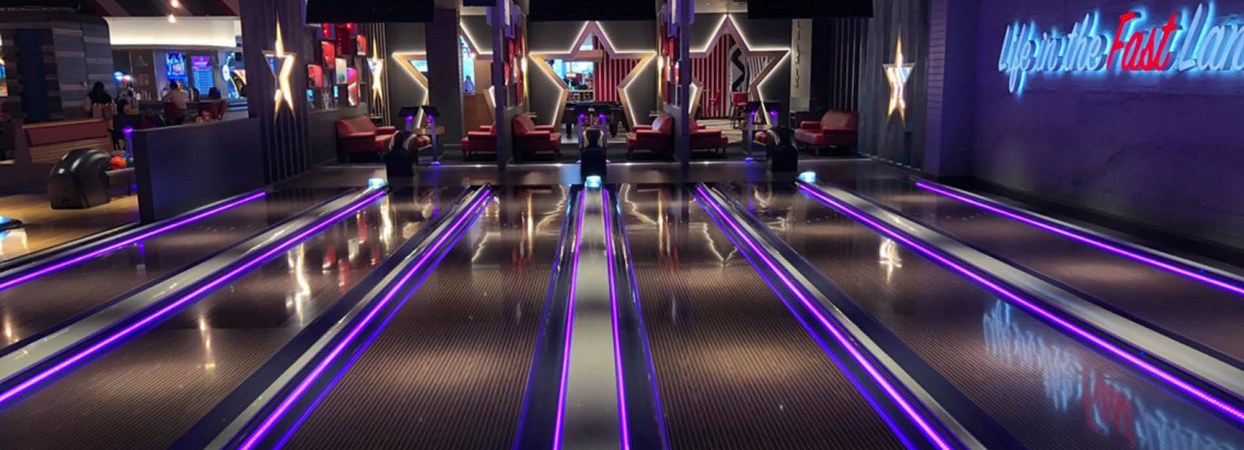 Hollywood Bowl - Lakeside QubicaAMF